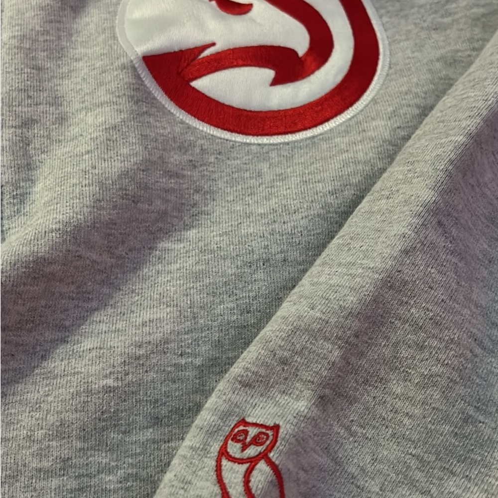 MENS SMALL OVO x ATLANTA HAWKS NBA COLLABORATION QUARTER ZIP SWEATER